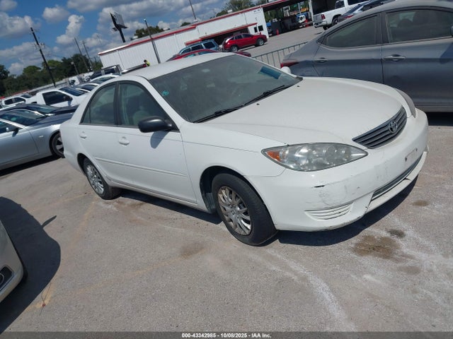 2005 TOYOTA CAMRY LE