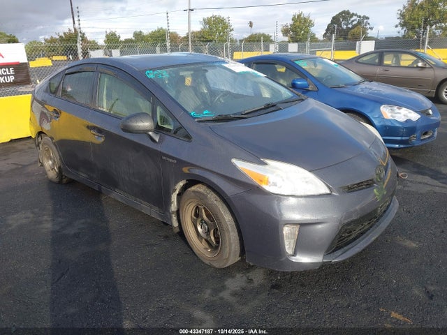 2015 TOYOTA PRIUS TWO