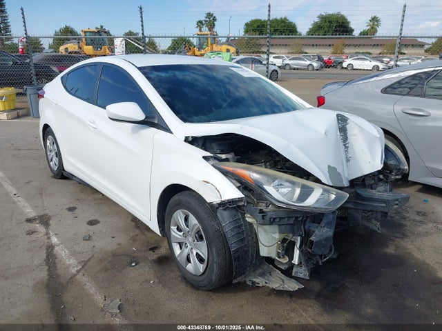 2016 HYUNDAI ELANTRA SE