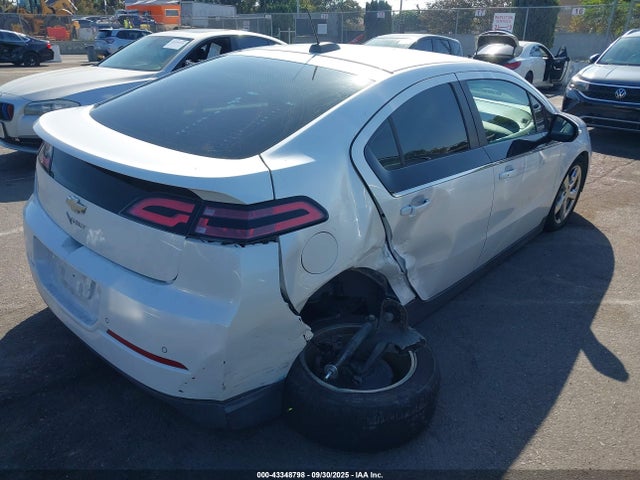 2015 Chevrolet Volt, VIN: 1G1RD6E47FU130944