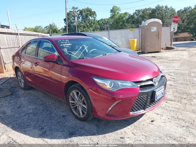 2016 TOYOTA CAMRY SE