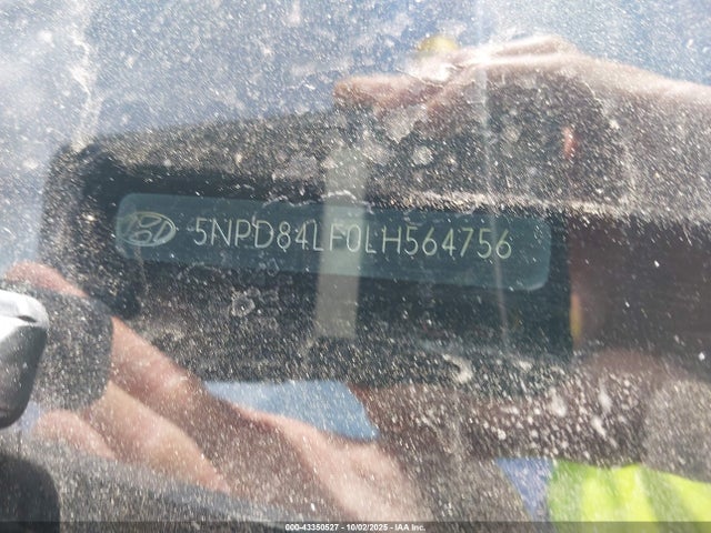 HYUNDAI ELANTRA SEL - 9