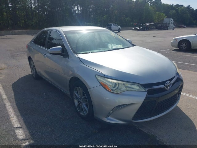 2016 TOYOTA CAMRY SE