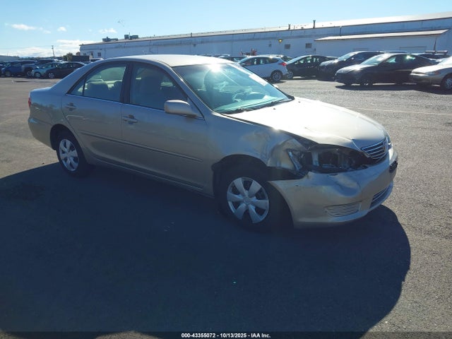 2005 TOYOTA CAMRY LE