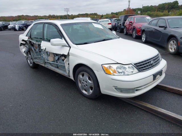 2003 TOYOTA AVALON XLS