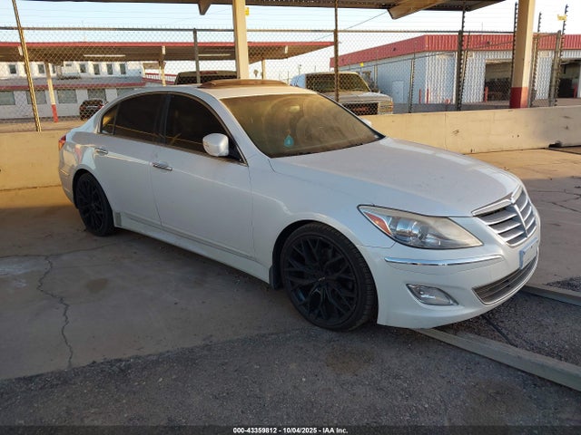 2013 HYUNDAI GENESIS 3.8