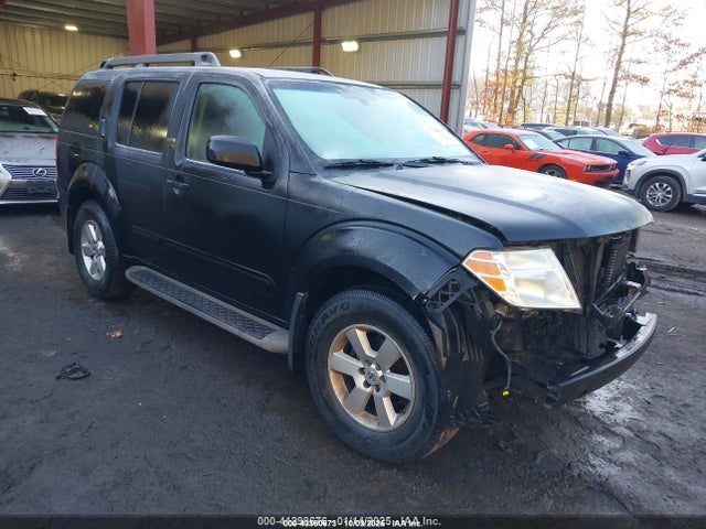 2012 NISSAN PATHFINDER SV