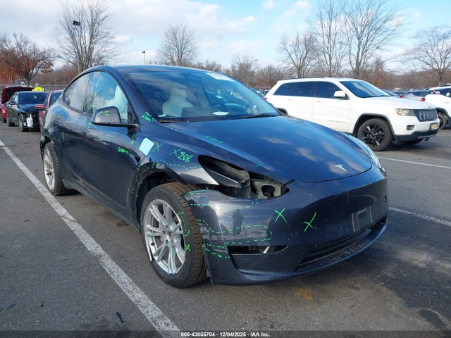 2024 TESLA MODEL Y LONG RANGE DUAL MOTOR ALL-WHEEL DRIVE