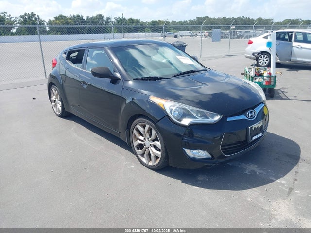 2013 HYUNDAI VELOSTER BASE W/GRAY