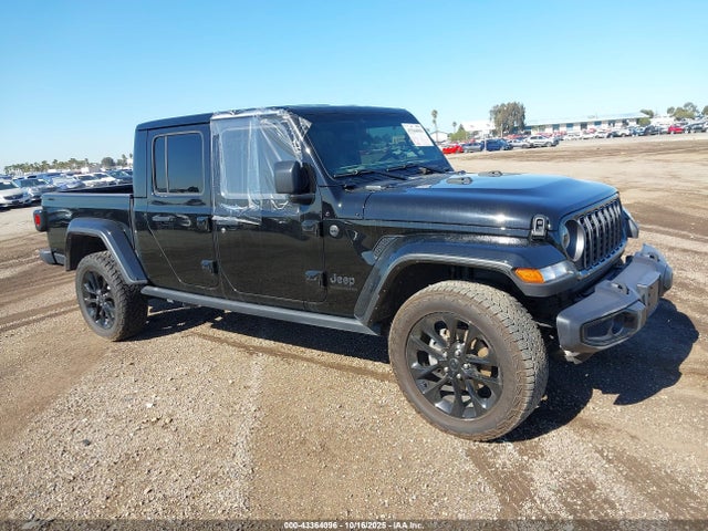 2024 JEEP GLADIATOR NIGHTHAWK