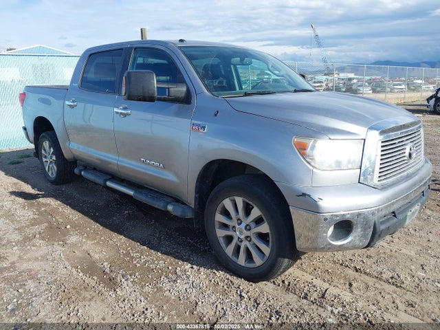 2013 TOYOTA TUNDRA PLATINUM 5.7L V8