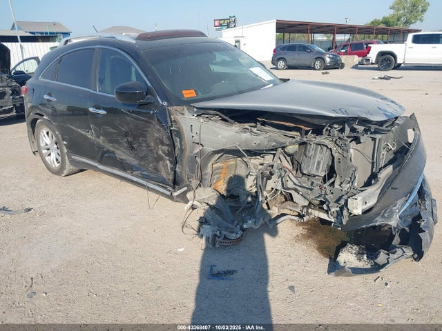2009 INFINITI FX35 