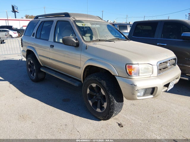 2002 NISSAN PATHFINDER SE