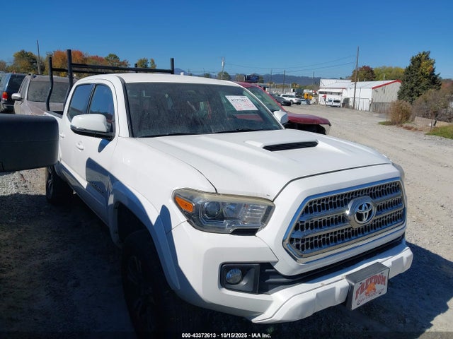 2017 TOYOTA TACOMA TRD SPORT