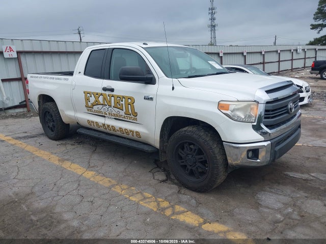 2015 TOYOTA TUNDRA SR5 5.7L V8