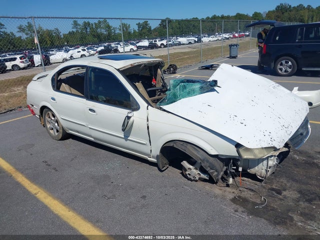 2001 NISSAN MAXIMA GLE