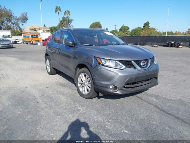 2017 NISSAN ROGUE SV