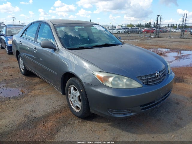 2003 TOYOTA CAMRY LE V6