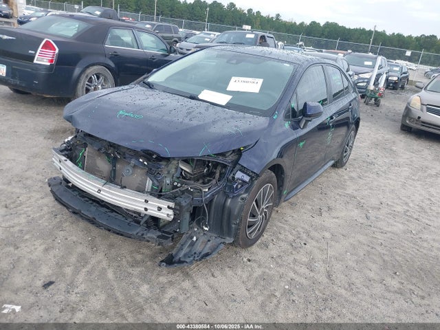 2022 Toyota COROLLA LE 照片 2
