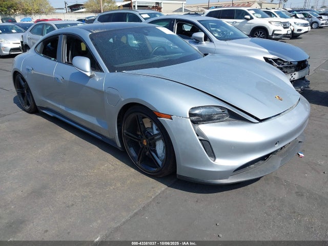 2020 PORSCHE TAYCAN 4S