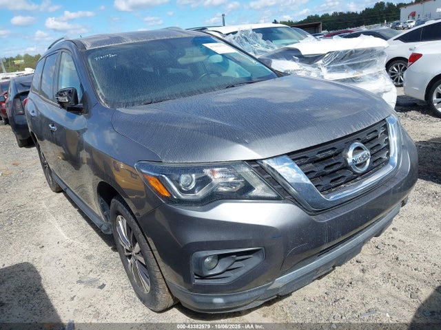 2018 NISSAN PATHFINDER SV