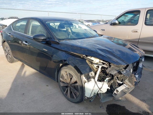 2021 NISSAN ALTIMA SV FWD