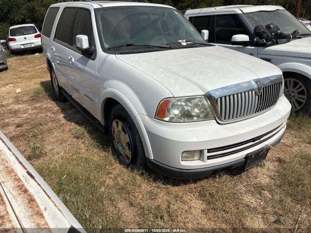 2005 LINCOLN NAVIGATOR 