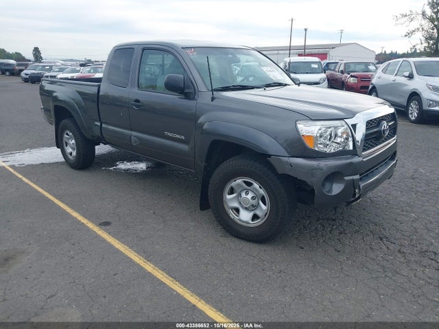 2011 TOYOTA TACOMA 