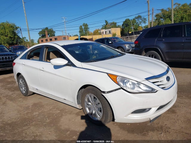 2012 HYUNDAI SONATA GLS
