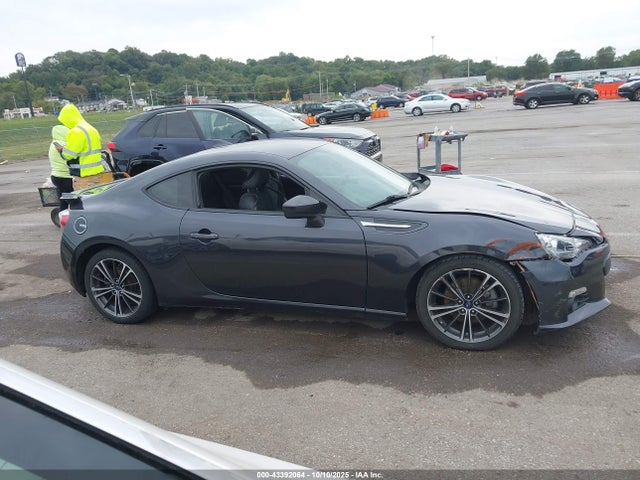 صورة مصغرة 13 لـ 2015 Subaru BRZ LIMITED
