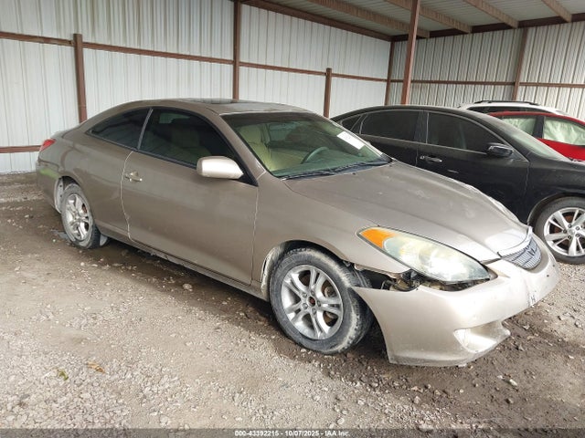 2004 TOYOTA CAMRY SE