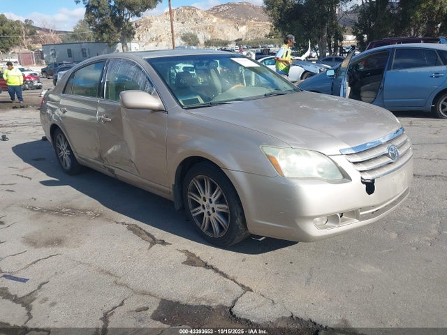 2005 TOYOTA AVALON LIMITED