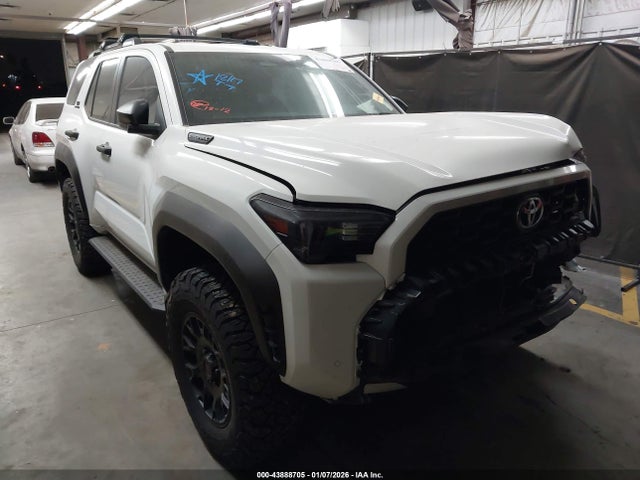 2025 TOYOTA 4RUNNER TRD OFF ROAD