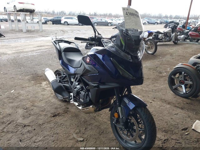 2025 HONDA NT1100 D