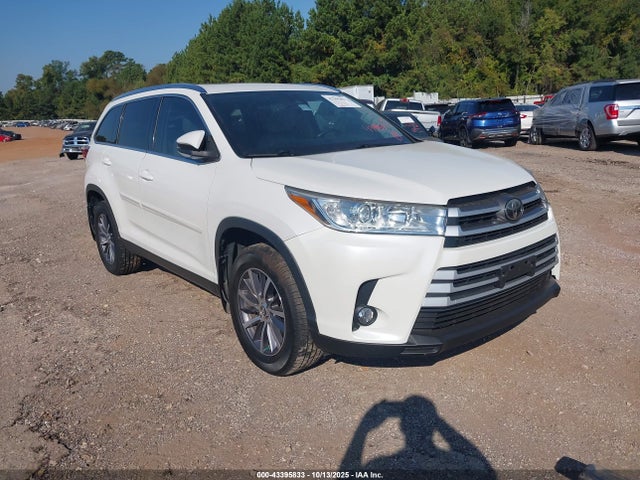2019 TOYOTA HIGHLANDER XLE