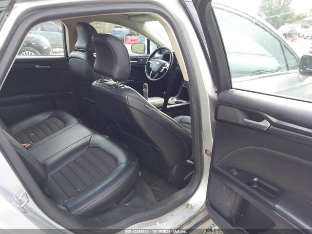 FORD FUSION SE - 8