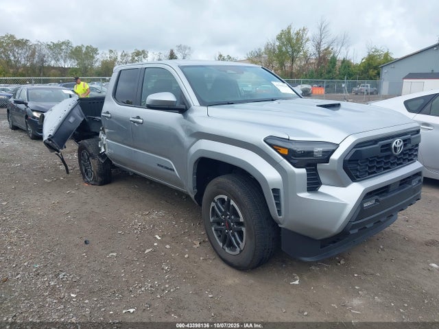 2025 TOYOTA TACOMA TRD SPORT 4WD
