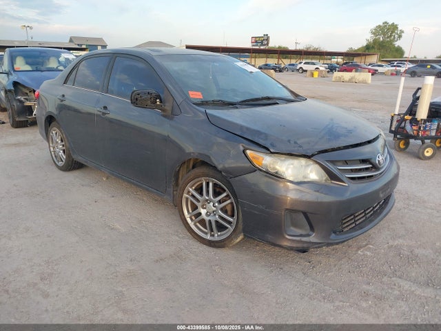 2013 TOYOTA COROLLA LE