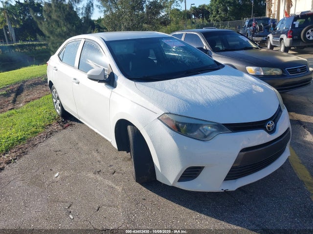 2016 TOYOTA COROLLA LE