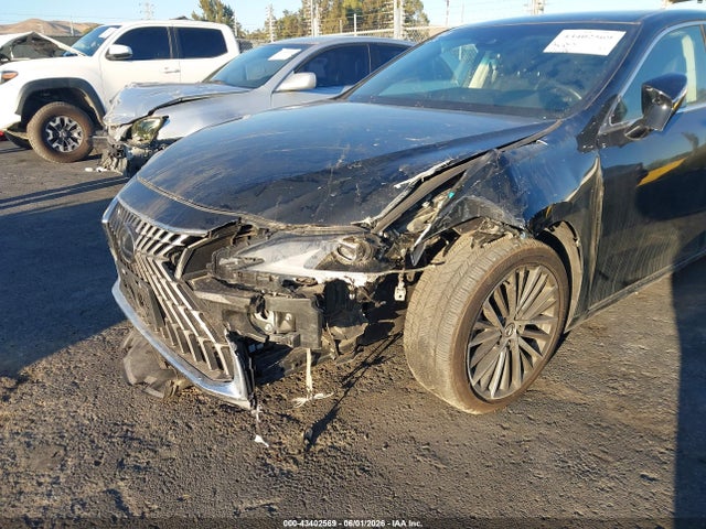 2023 Lexus ES 300H 照片 6