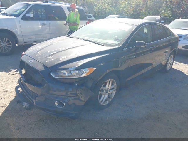 FORD FUSION SE - 2