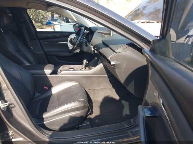 صورة 5 لـ 2020 Mazda MAZDA3 PREFERRED PACKAGE