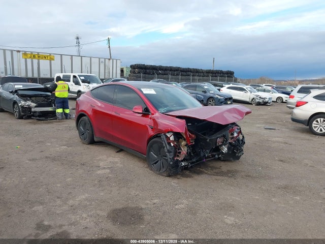 2026 TESLA MODEL Y 