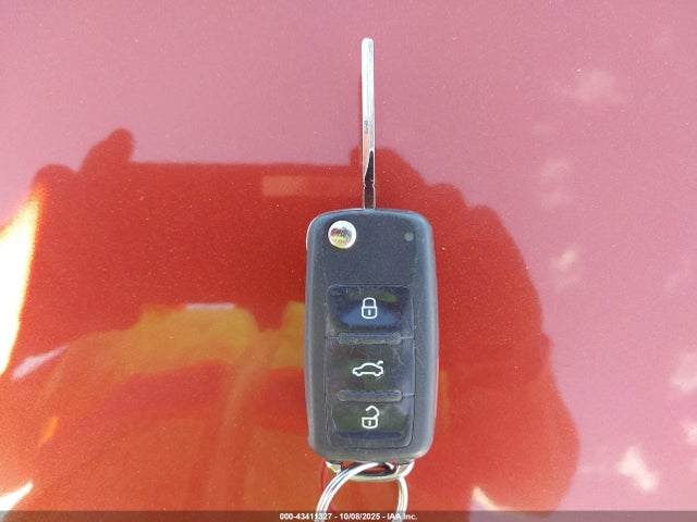 صورة مصغرة 11 لـ 2016 Volkswagen JETTA 1.4T S