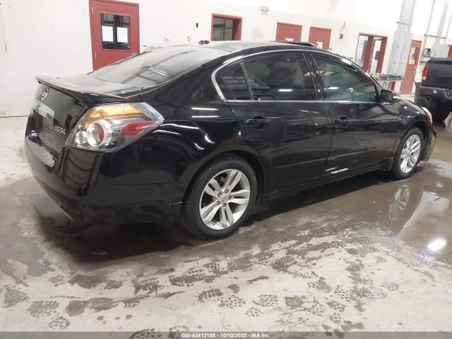 صورة مصغرة 4 لـ 2011 Nissan ALTIMA 3.5 SR