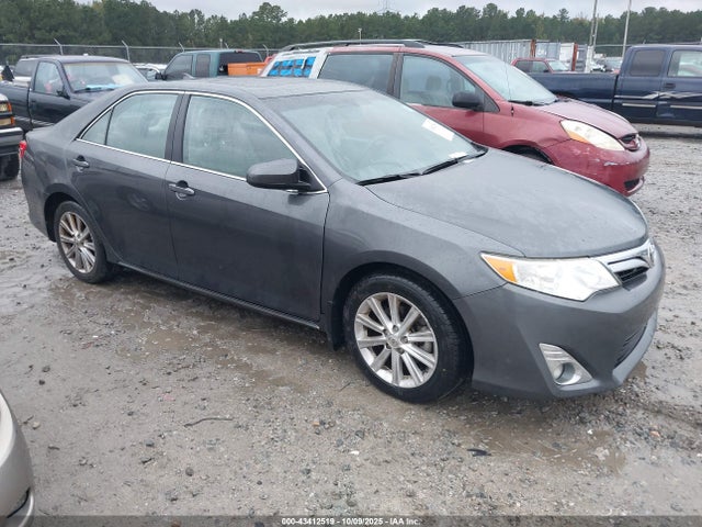 2012 TOYOTA CAMRY XLE V6