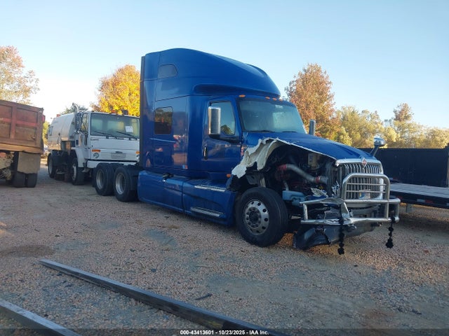 2021 INTERNATIONAL LT 