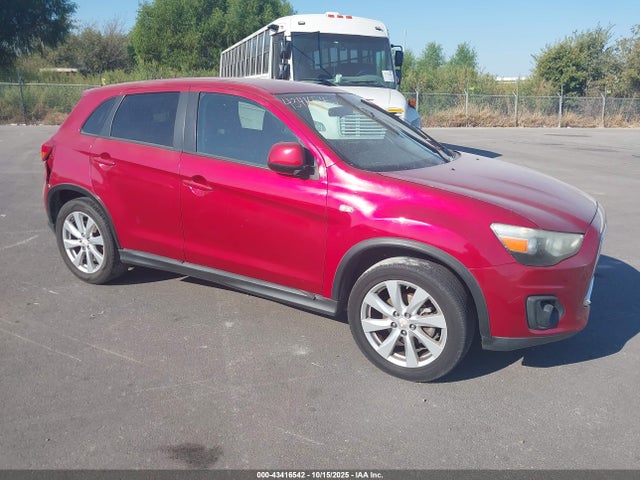 2014 MITSUBISHI OUTLANDER ES