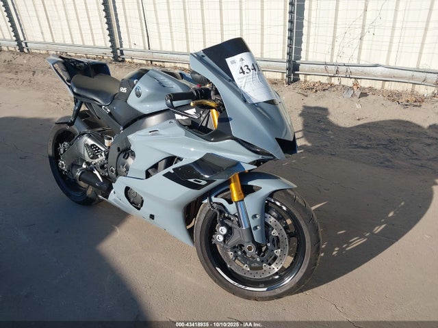 2017 YAMAHA YZF 