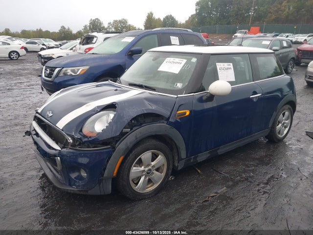 2015 Mini Hardtop, VIN: WMWXM5C5XF3A57949
